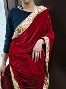 Elegant Velvet Saree