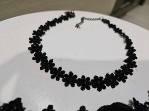 Choker Necklace Set