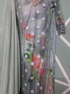 embroidery designs suit