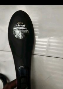 Straight Artifact Ceramic Hair Straightening Brush