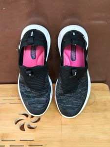 Bata Power DD100 Women Black Sport Shoes