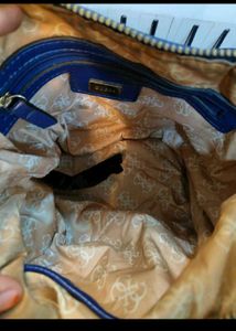 Guess Blue Crossbody Bag💥