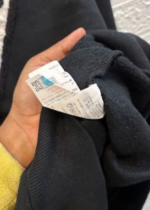 🇺🇸 Guess Imported Sweatshirt