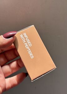 Rhode Pocket Blush :- Plum