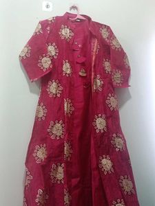 A Kurta With Printed Partywear Shrug