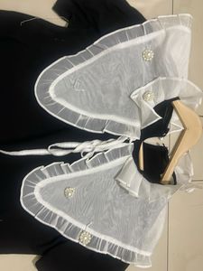 Detachable Ruffle Collar