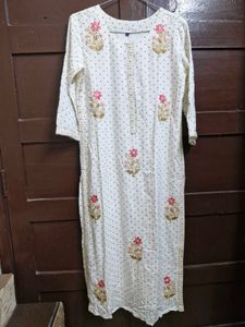 Elegant Floral Print Kurta