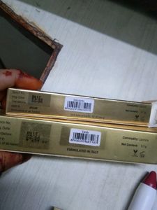 Myglamm Perfect curves Lip Crayon