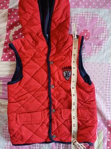 CLEARANCE : Winter sleeveless Jacket for 3-4yr