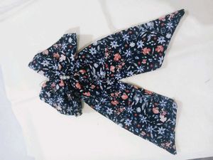 Floral Hair Accessories Set