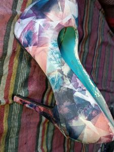 Colorful Heels it can be negotiated