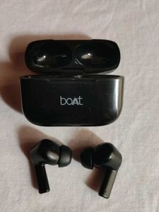 boAt Airdopes 161