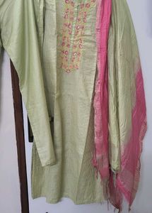 Beautiful 3 Piece Women Suit Set ..❣️