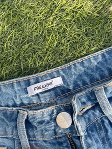 Ripped,Cargo Jeans from Freakins- Waist-28