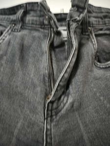 Men&#39;s Grey Faded Jeans