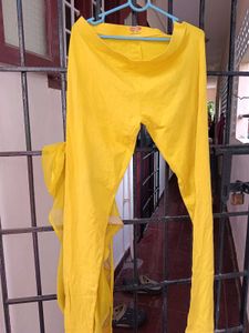 Bright Yellow Leggings With Free Duppata