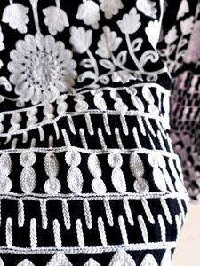 Beautiful Chickenkari Kurthi🖤