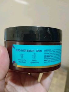 Pilgrim Volcanic Lava Ash Face Scrub