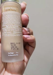 MyGlamm Super Serum Foundation SPF 30