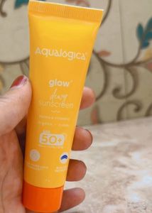 Aqualogica Glow Set