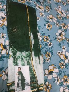 Elegant Green Saree (Set Of 2)
