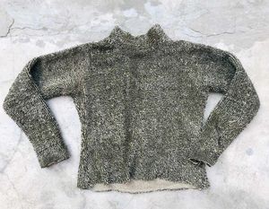 Textured Knit Pullover
