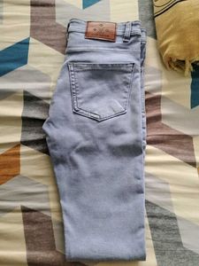 Straight Fit Blue Jeans Heavy Quality Tendy Colour