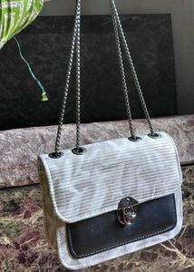Handbag /shoulderbag👛