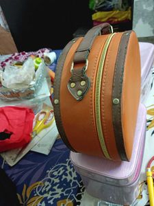 Makeup Box or vanity