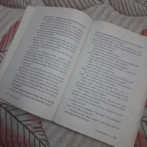 &#34;It Ends With Us&#34; by Colleen Hoover