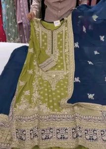 Elegant Green Embroidered Salwar Kameez Suit