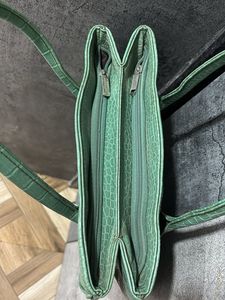 Chic green Handbag 👜