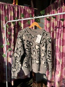 Print Pullover Sweater