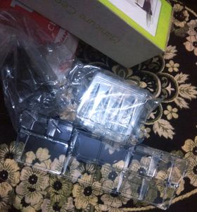 Oriflame Branded Manicure Centre