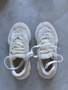 Off-White Beige Sneakers