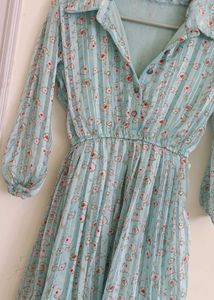 Vintage Floral Pleated Dress