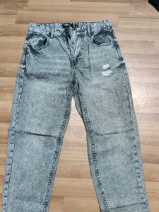 Trendy Distressed Gray Denim Jeans