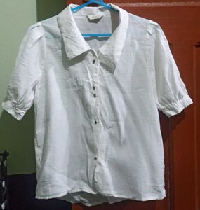 White puff sleeve Collared Top