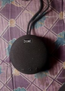 Boat Bluetooth speaker , new condition with bil
