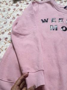 Pink Graphic Print Sweatshirt