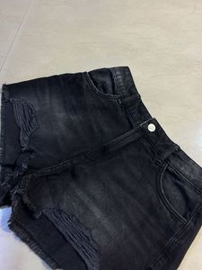DENIM CHARCOAL SHORTS