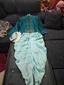 Elegant Teal Embroidered Kurta