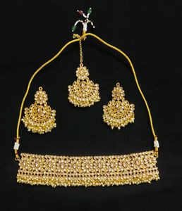 Set Of Golden Jewellery