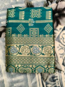 Elegant Green & Gold Fabric