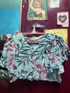 Floral Leaf Print Top