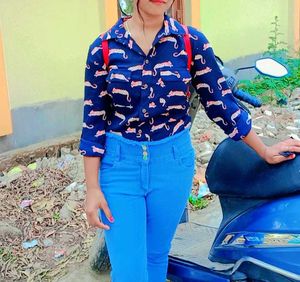 🆕 Totally New 🆕 Stylish Shirt And Jeans