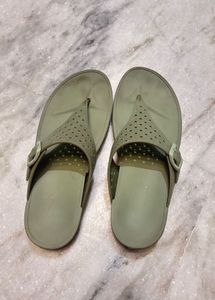 slipper ..ladies footwear