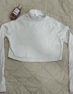 White H&amp;M Turtleneck Top