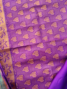 🎉🎉Elegant Purple Floral Saree With Blouse