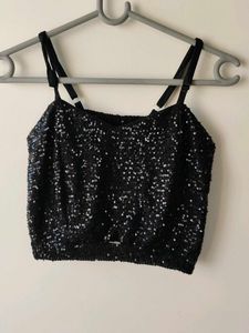 🖤 Black Sequin Crop Top – Party-Ready & Sparkly A
